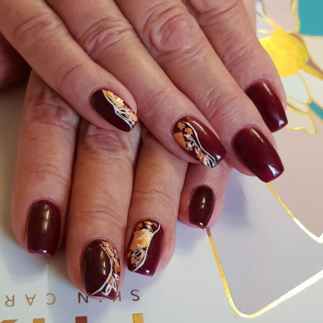 Liebe Grüße zum Herbst 🍊🍂🍁
Euer BeautyTime Team❤